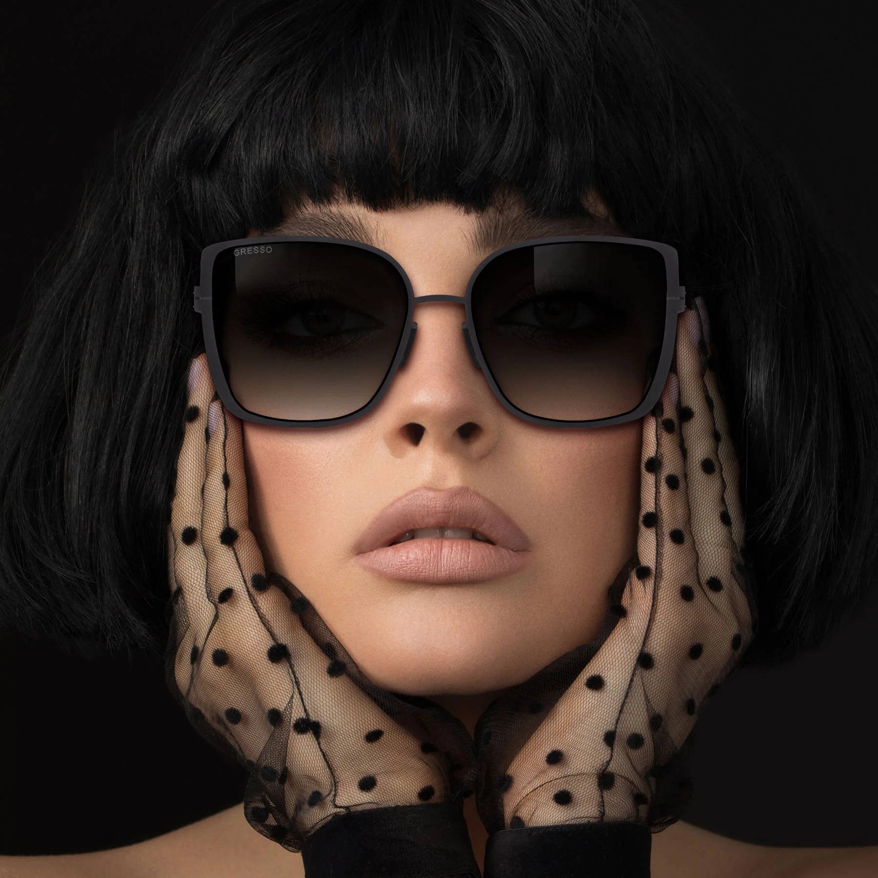 EMMA / TITANIUM - Image 13